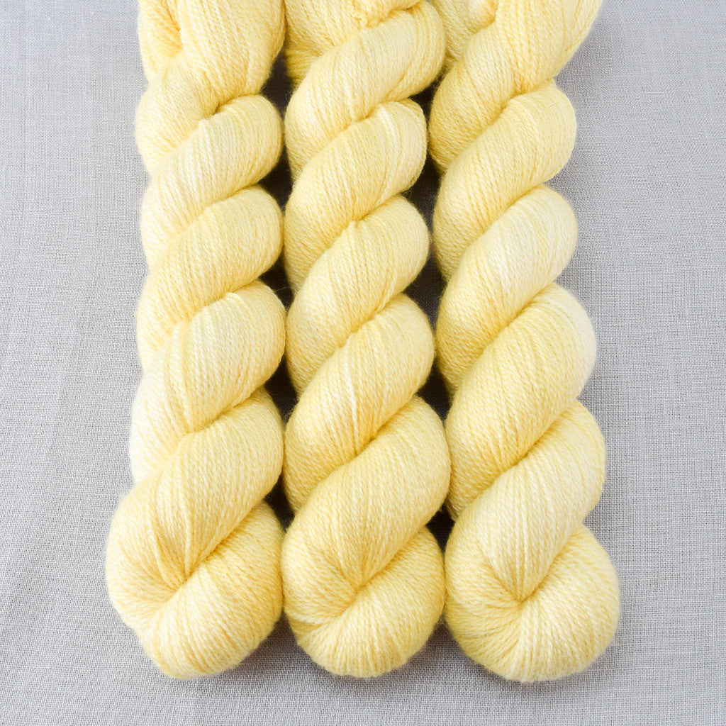 Jonquil - Miss Babs Yet yarn