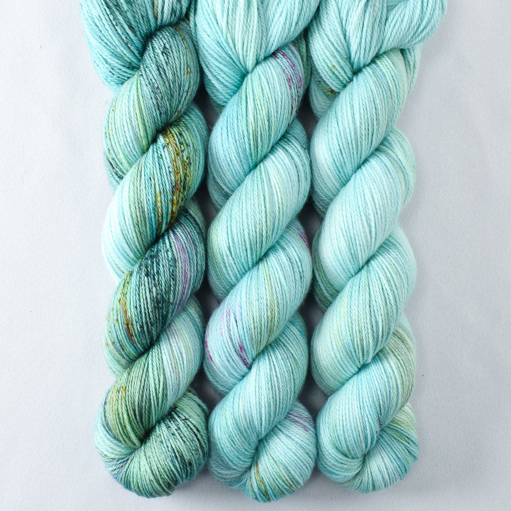 Kitesurfing - Miss Babs Caroline merino-cashmere-nylon yarn