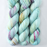 Kitesurfing - Miss Babs Putnam Merino wool and nylon sock yarn