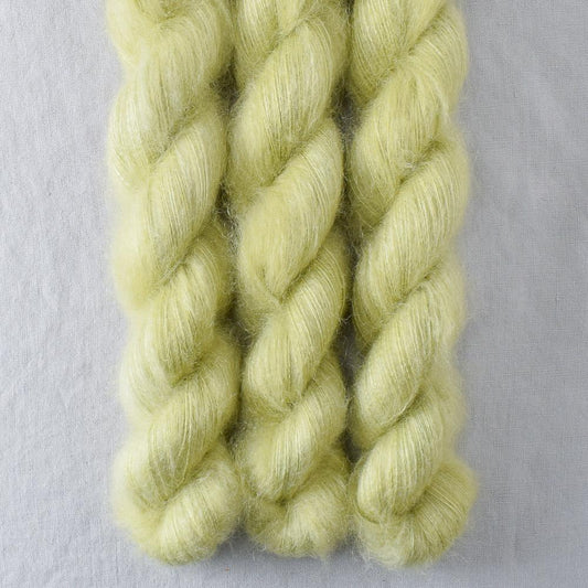 Lacewing - Miss Babs Moonglow yarn