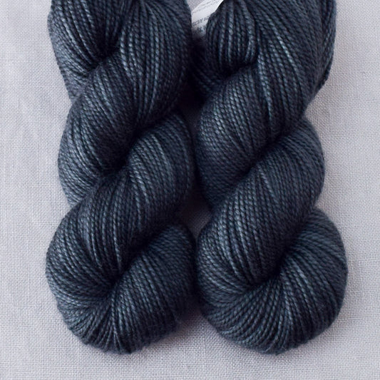 Lead - Miss Babs 2-Ply Toes yarn