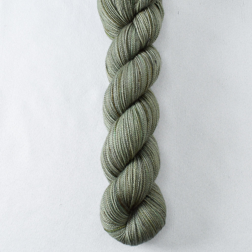 Lennon - Miss Babs Avon yarn