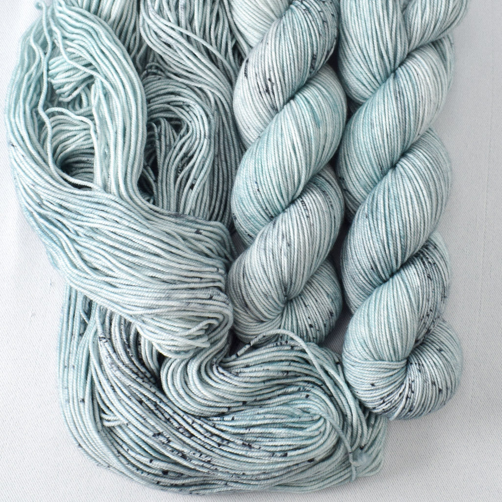 Linnet - Miss Babs Laurel Falls yarn