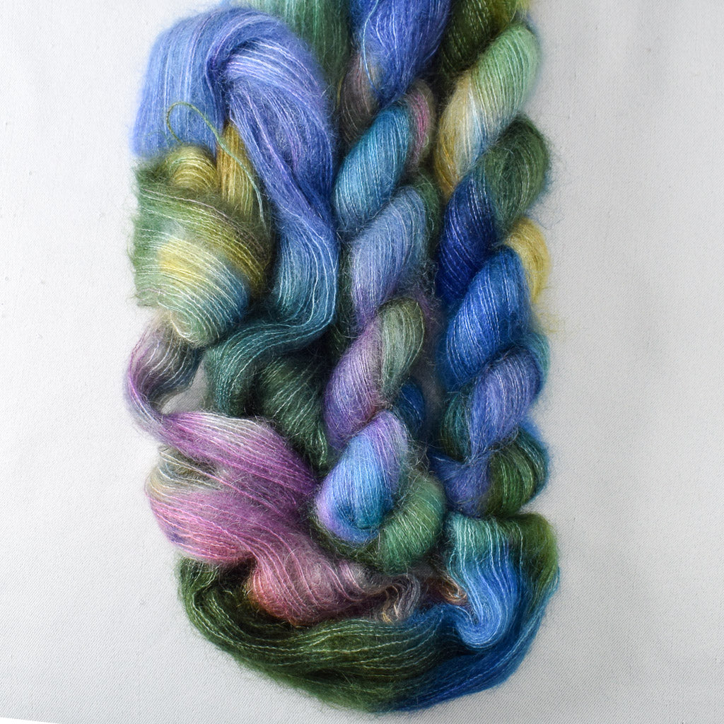 Magic Dance - Miss Babs Moonglow yarn