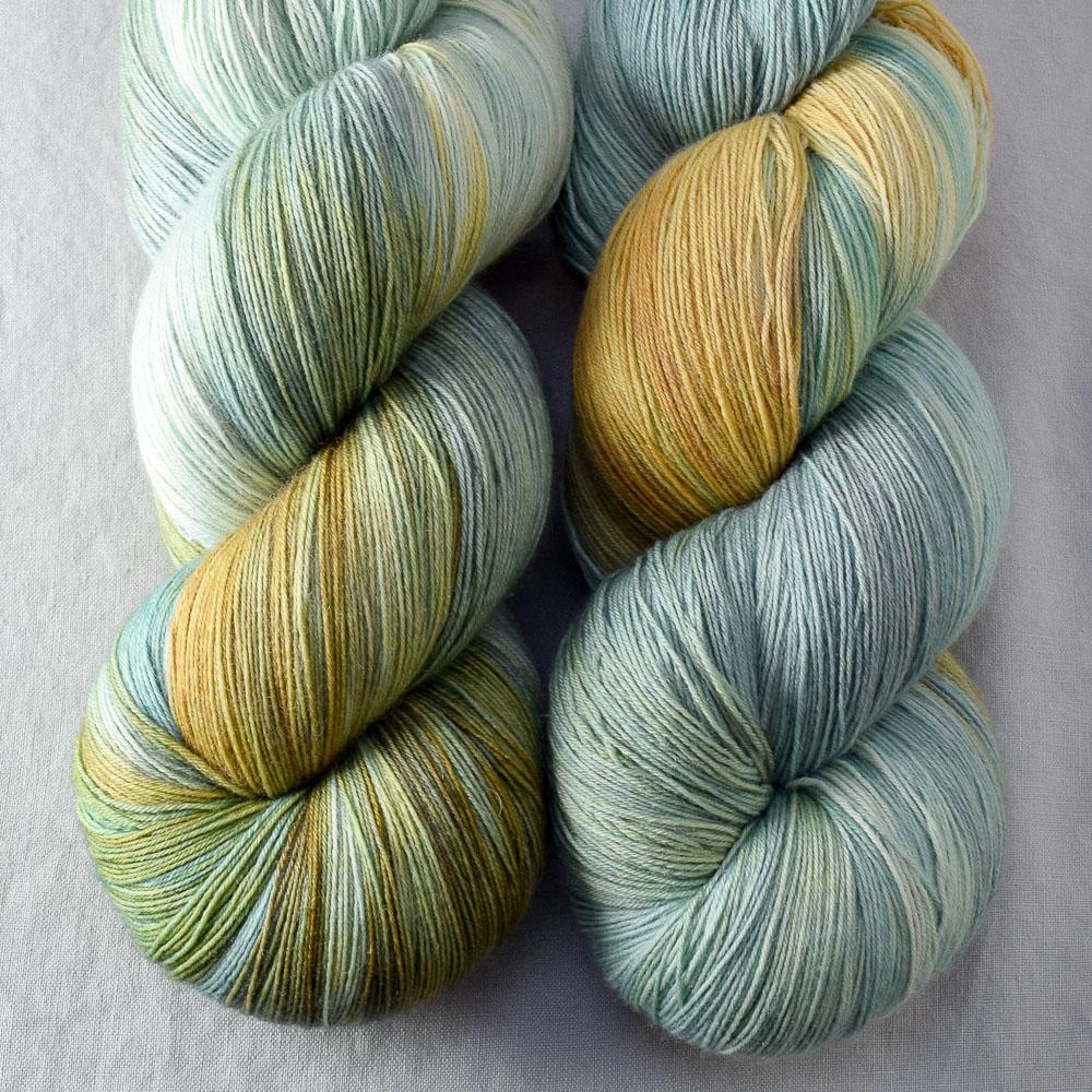 Mantis - Miss Babs Katahdin yarn