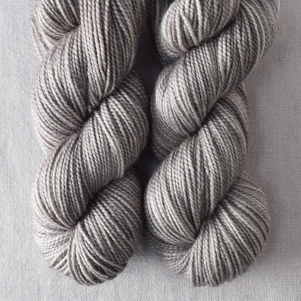 Matar - Miss Babs Yummy 2-Ply Toes superwash Merino wool yarn