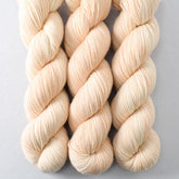 Mesilla - Miss Babs Yummy 2-Ply superwash Merino wool yarn
