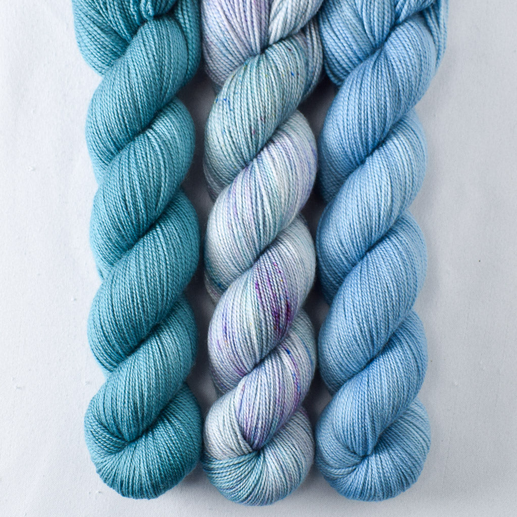 Mintaka, Officer of the Paw, Sadalmelik - Miss Babs Yummy 2-Ply Trio