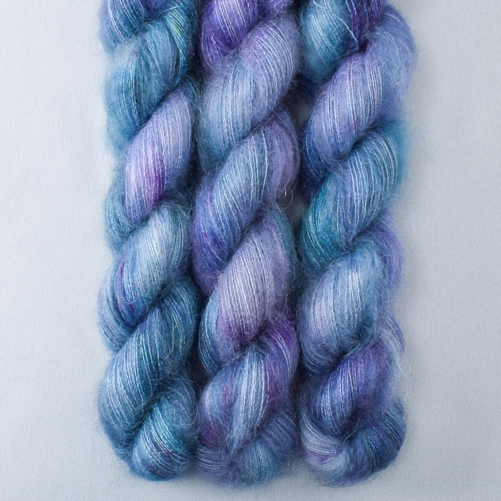 Officer of the Paw - Miss Babs Moonglow yarn