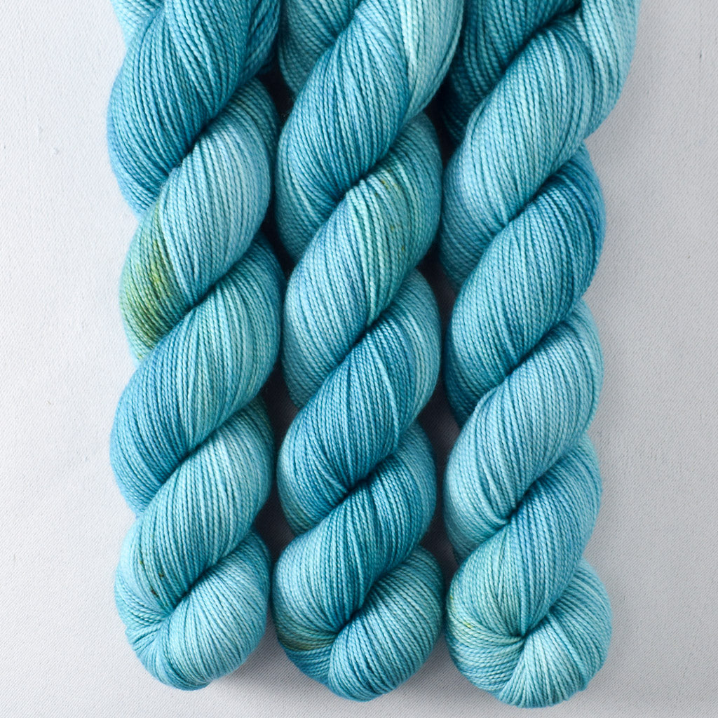 River Dance - Miss Babs Yummy 2-Ply superwash Merino wool yarn