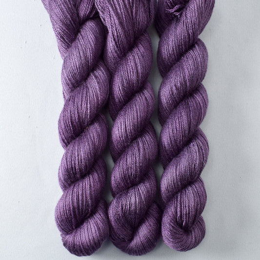 Sagrada - Miss Babs Holston yarn