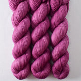 Sanderiana - Miss Babs Yummy 2-Ply superwash Merino wool yarn
