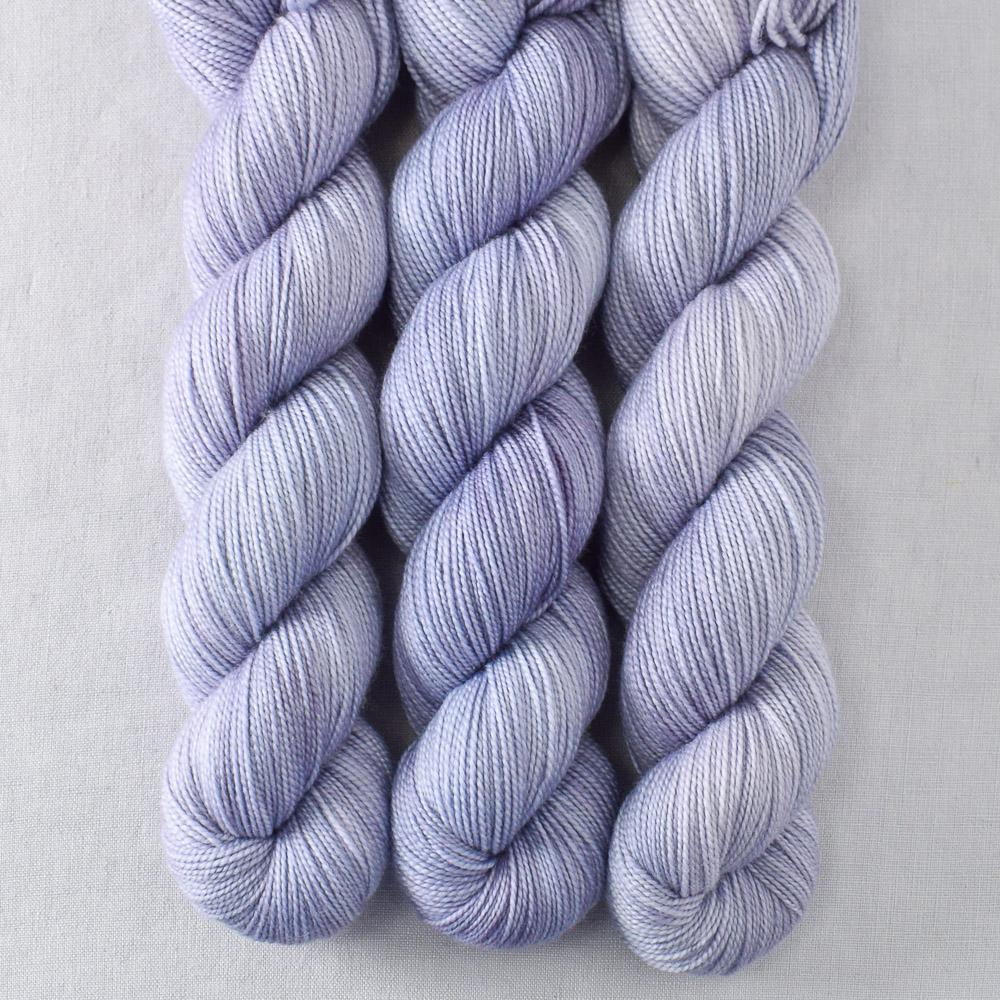Schnee - Miss Babs Yummy 2-Ply yarn