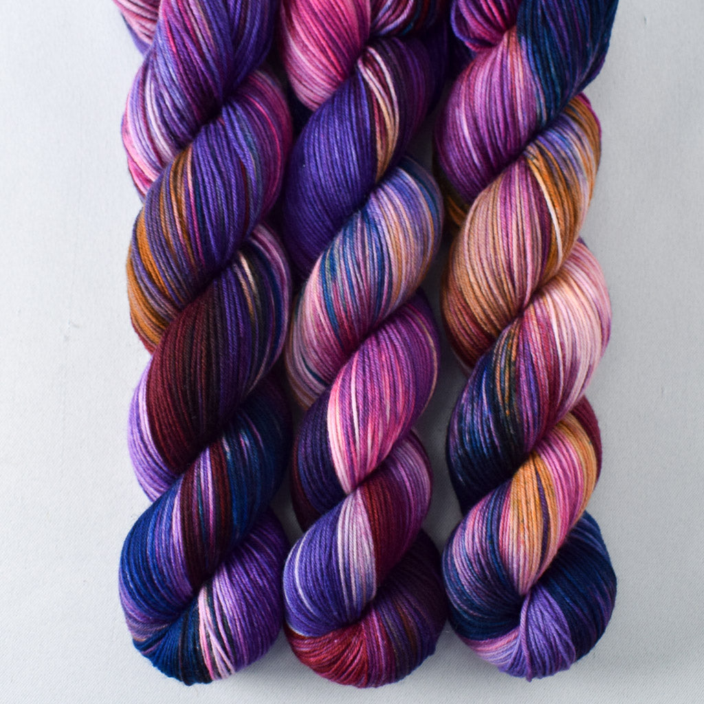 Show Stopper - Miss Babs Putnam yarn