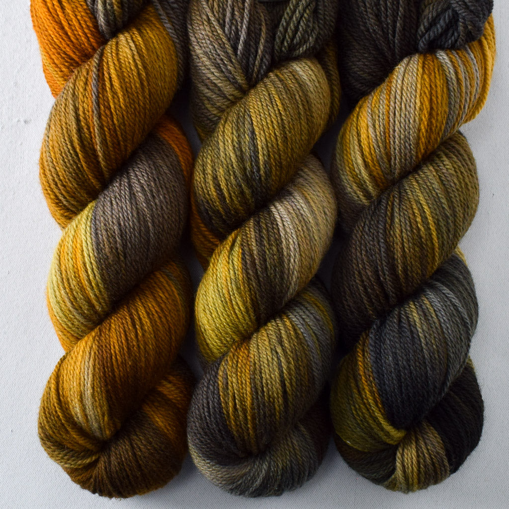 Spooktacular - Miss Babs Intrepid yarn