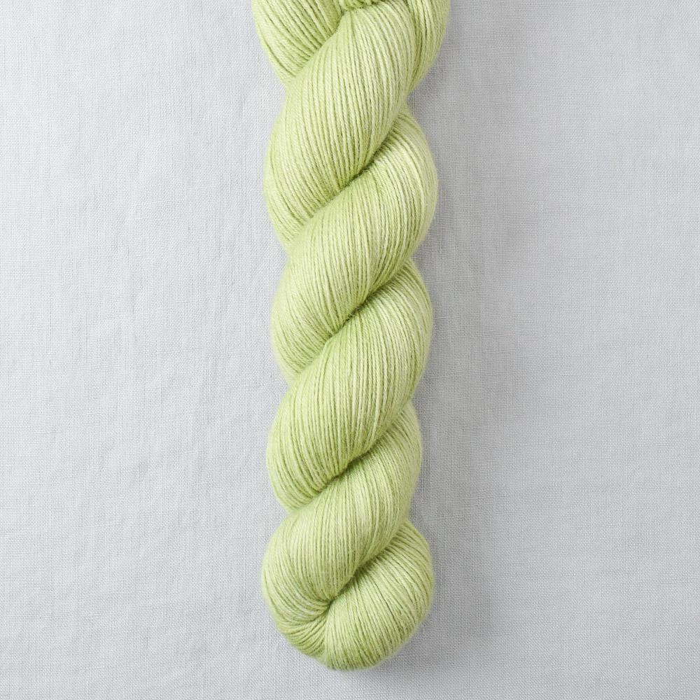 Spring Green - Miss Babs Katahdin 600 yarn