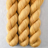 Tisane - Miss Babs Yummy 2-Ply superwash Merino wool yarn