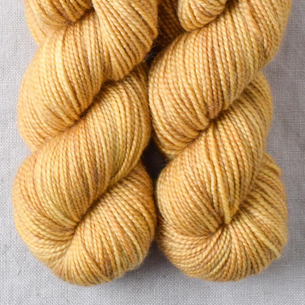 Tisane - Miss Babs Yummy 2-Ply Toes superwash Merino wool yarn
