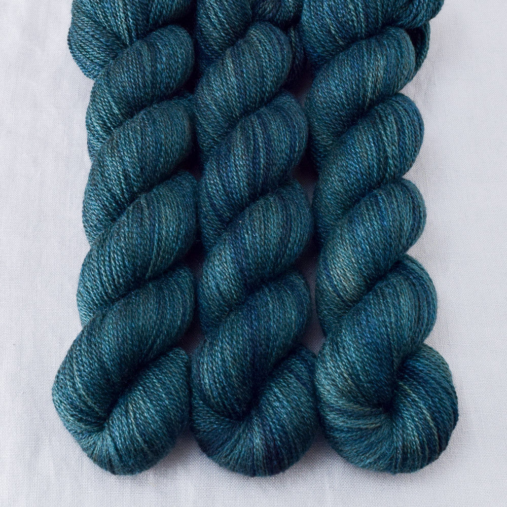 Topaz - Miss Babs Yet yarn