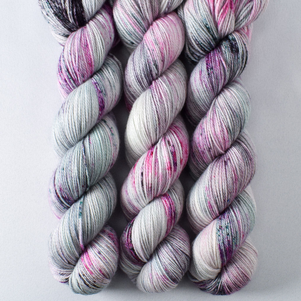 Twisted Bliss - Miss Babs Caroline yarn