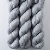Tyl - Miss Babs Avon yarn