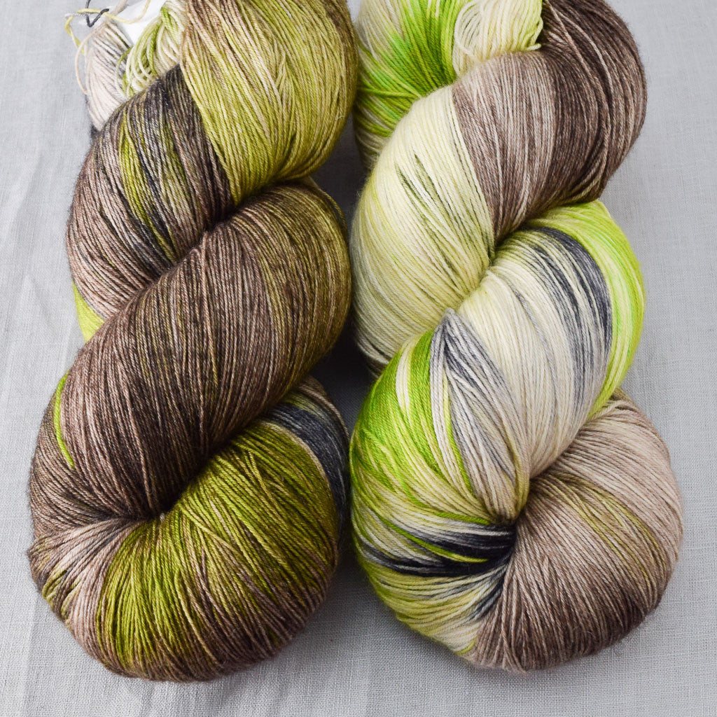 Uberraschung - Miss Babs Katahdin yarn