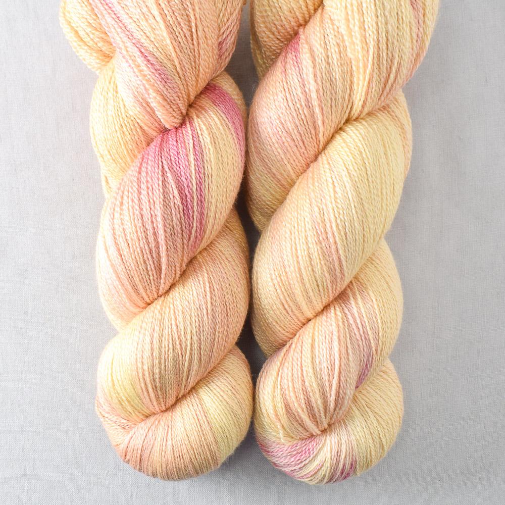 Vysnia - Miss Babs Yearning yarn