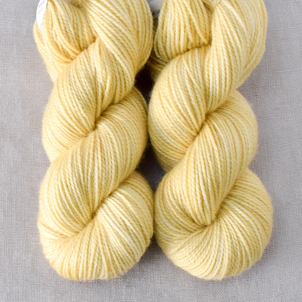 Wheaten - Miss Babs 2-Ply Toes yarn
