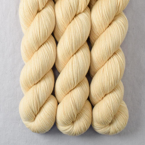Wheaten - Miss Babs Tarte wool blend sock yarn