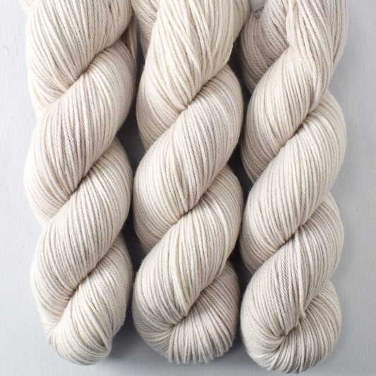 White Peppercorn - Miss Babs Intrepid yarn