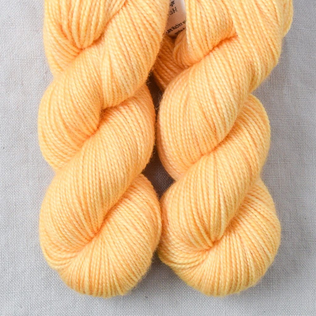 Yuzu - Miss Babs 2-Ply Toes yarn