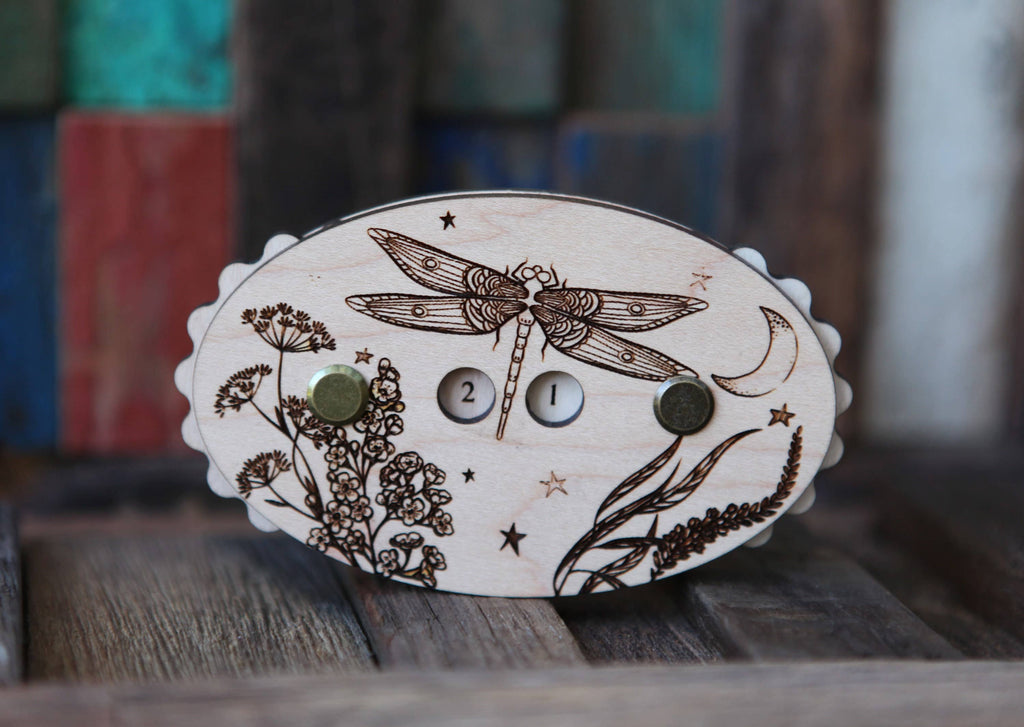 Sunrise Grove - Maple Wood Dragonfly Knitting Row Counter with Stars & Moon: Maple