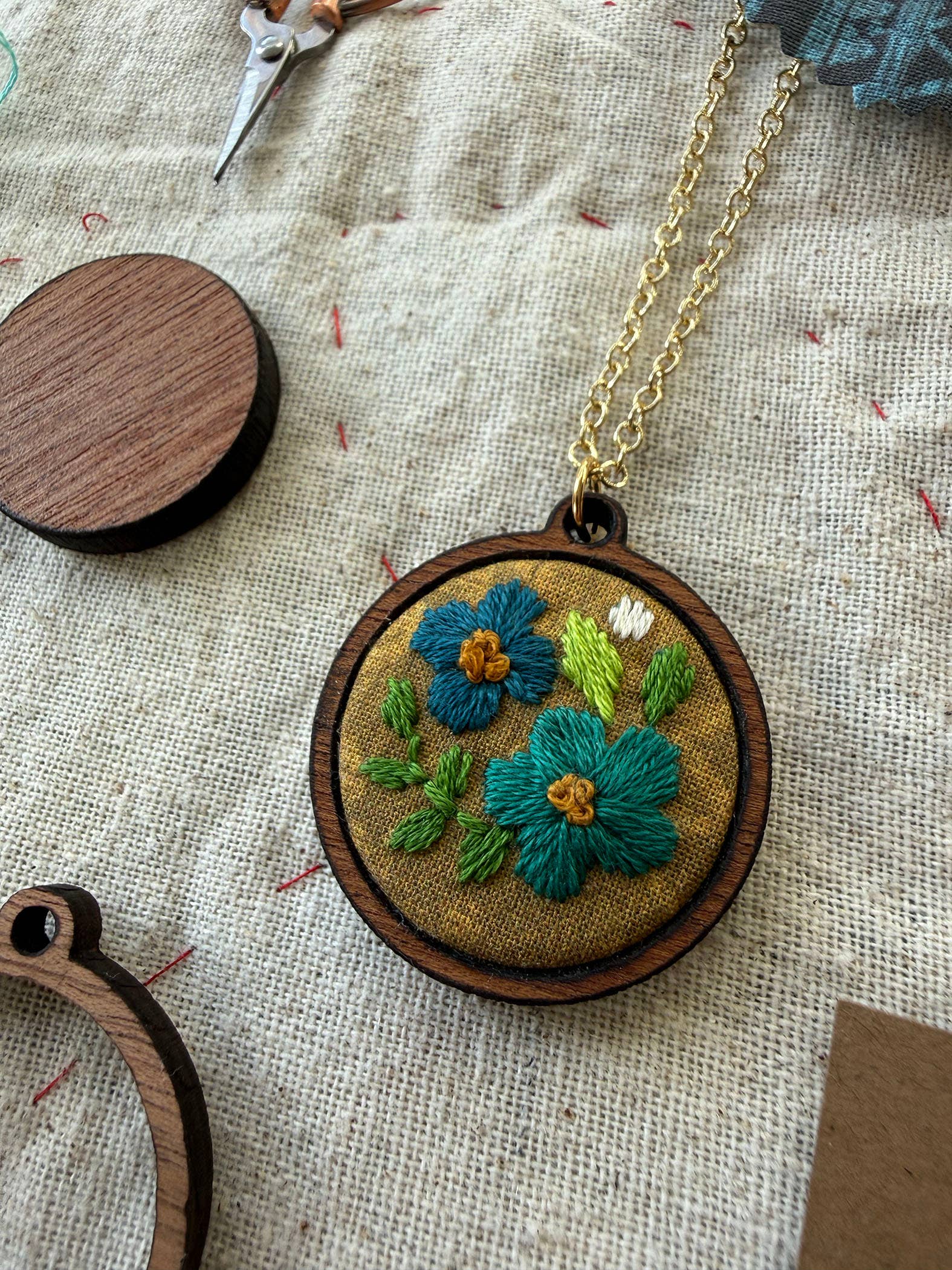 Blue Flowers Embroidery Necklace Kit