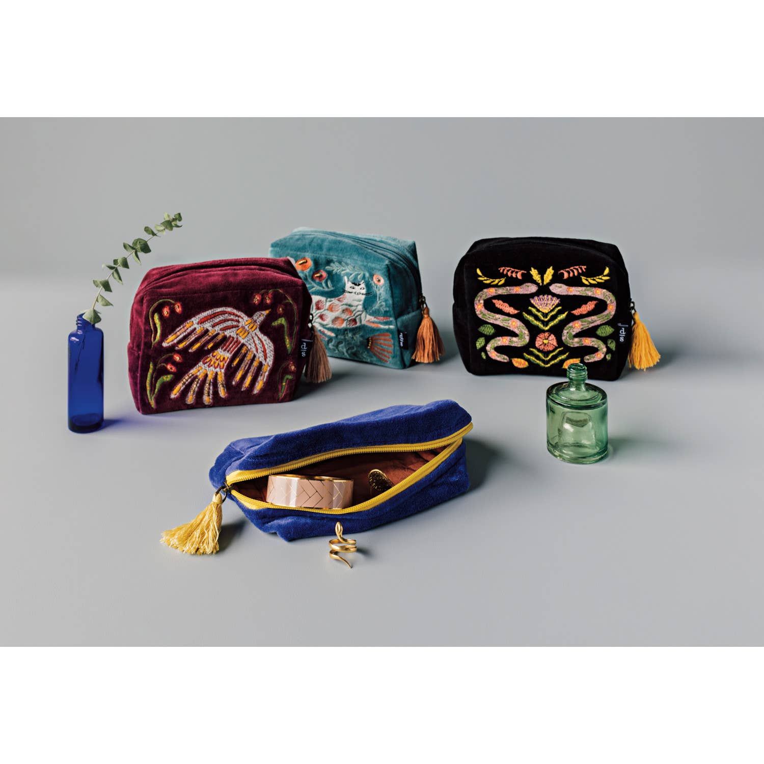 Danica Studio - Catbloom Embroidered Pouch