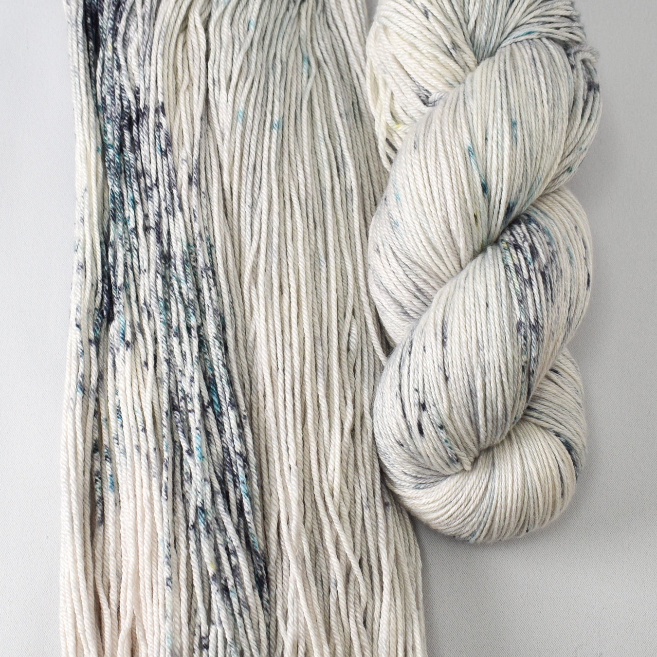 Minivan HQ - Miss Babs Big Silk yarn