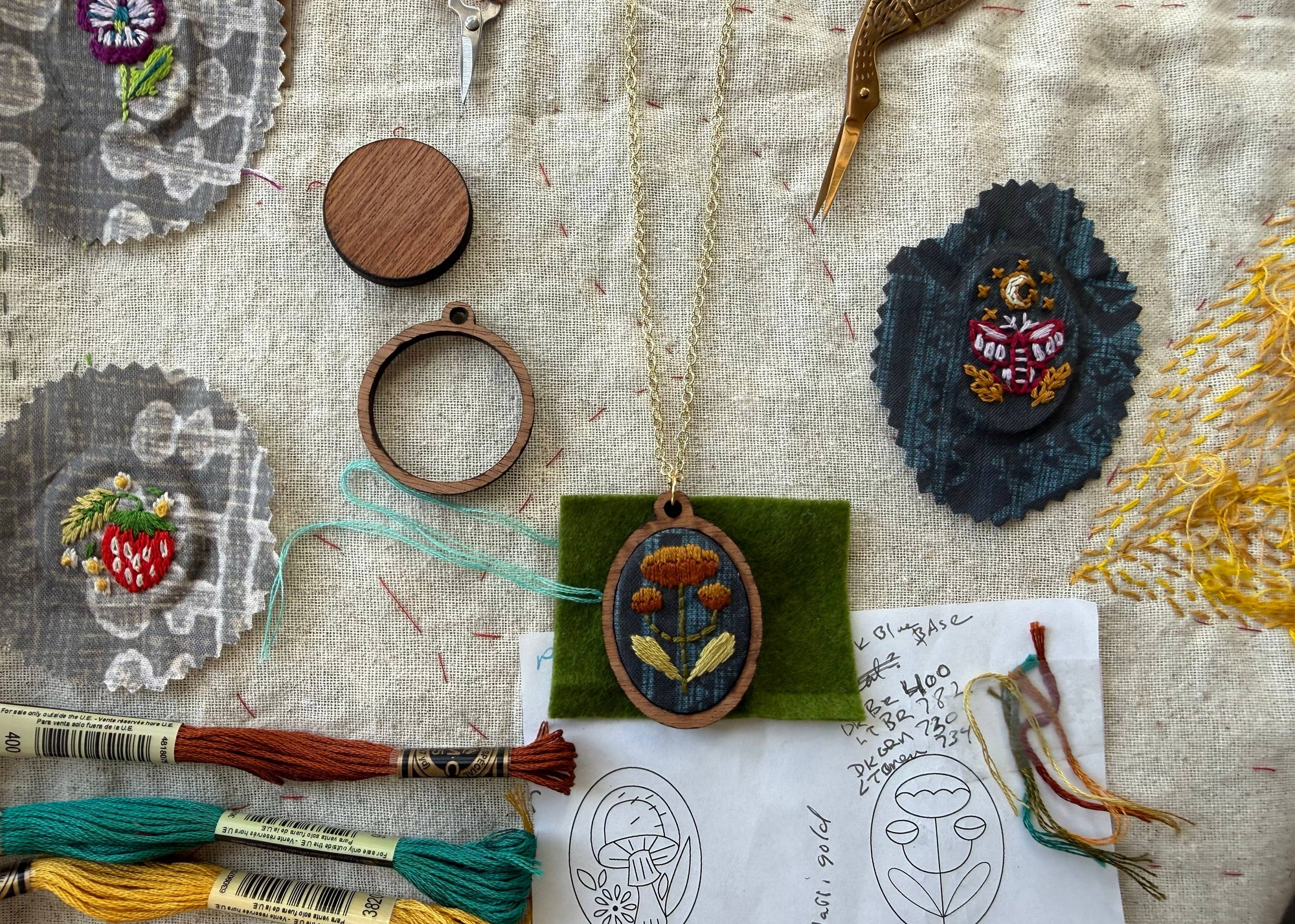 Folk Flowers Embroidery Necklace Kit