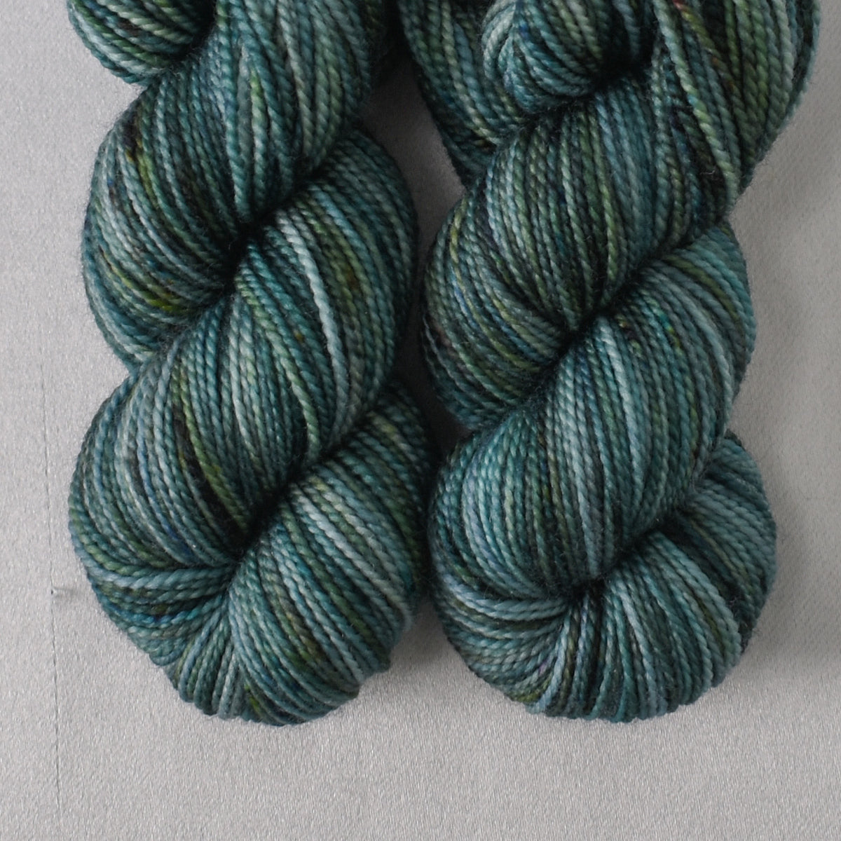 Adirondacks - 2-Ply Toes - Babette