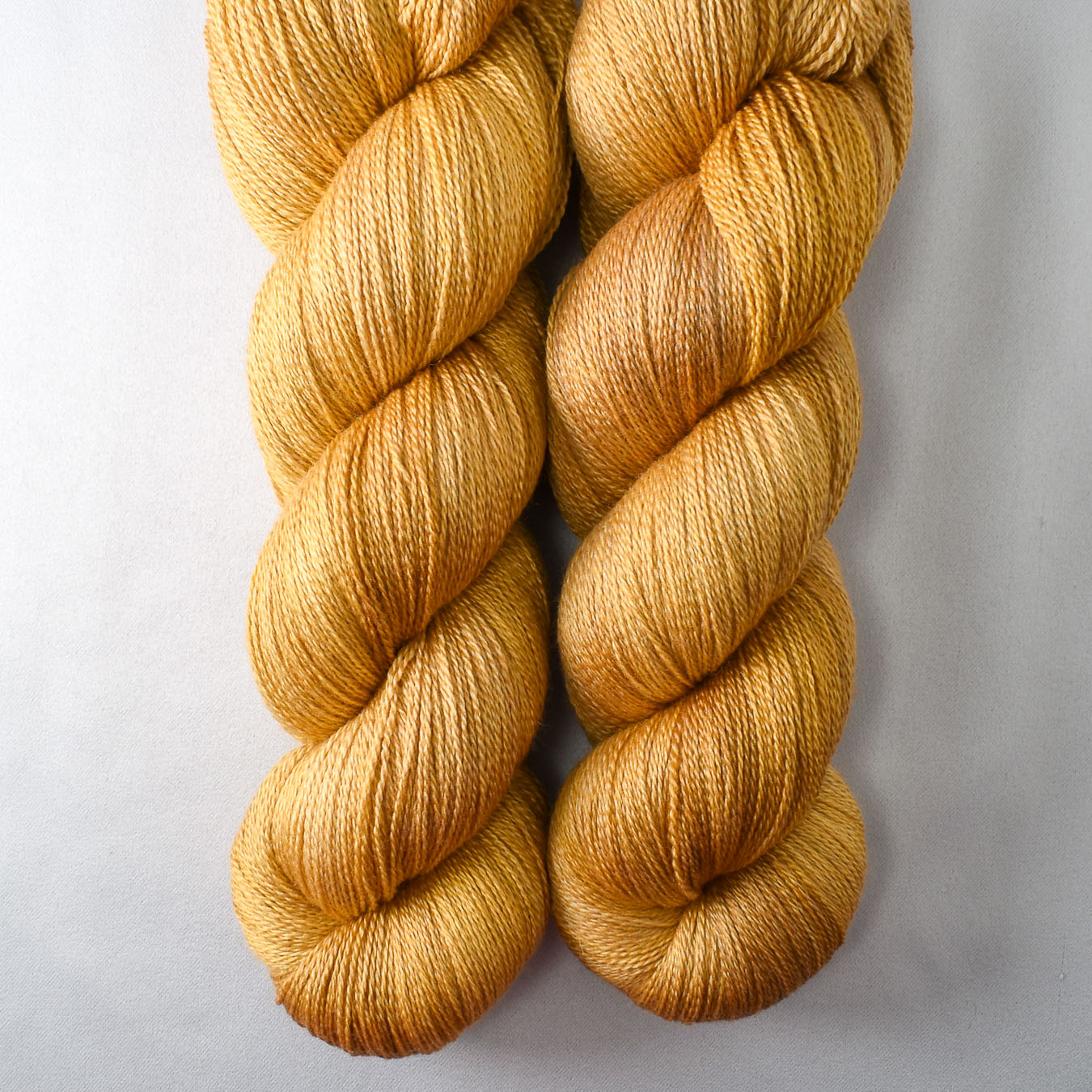 Amber Wing - Miss Babs Yearning yarn