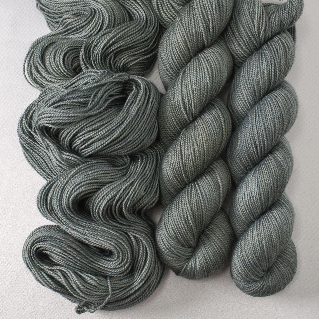 Artemesia - Miss Babs Yummy 2-Ply yarn