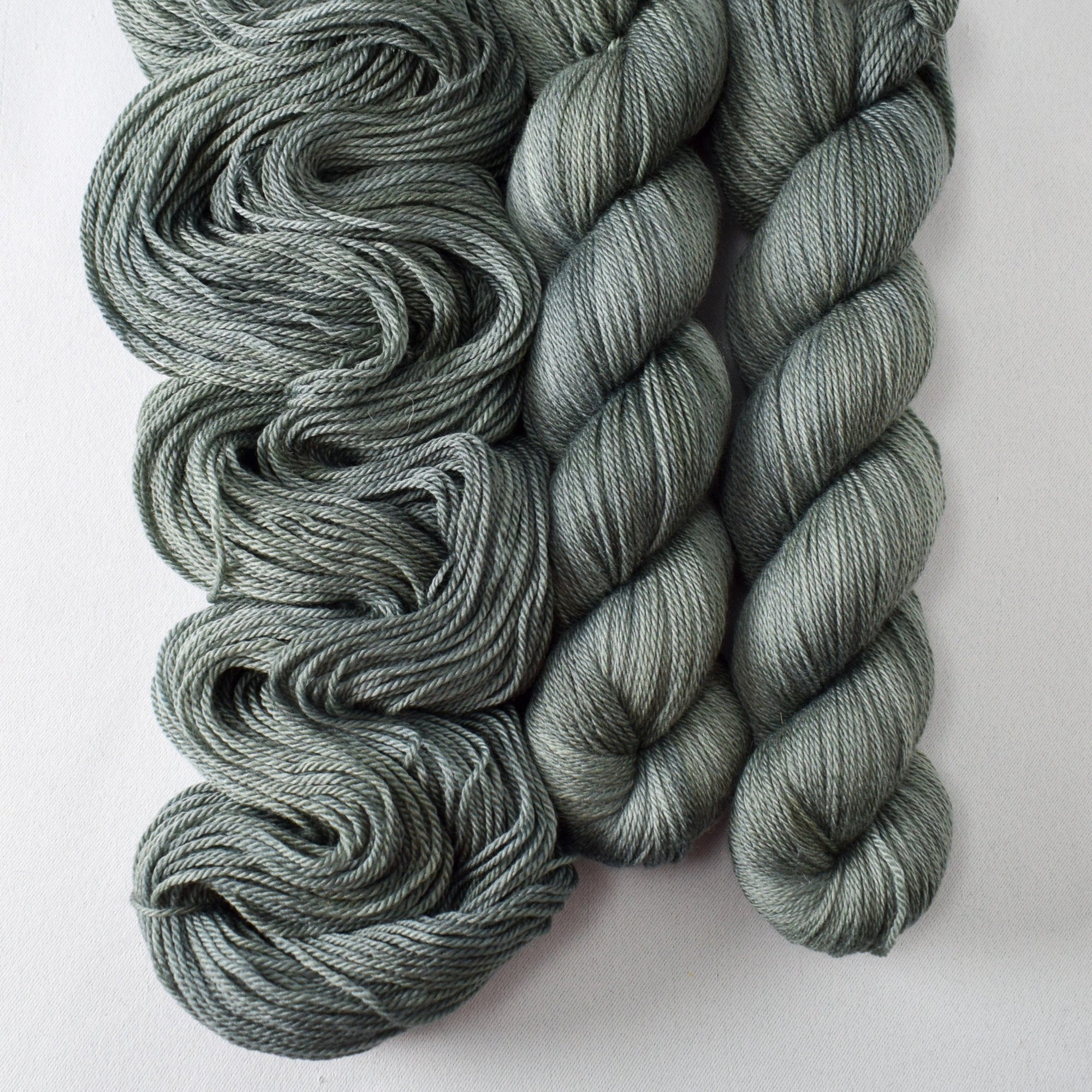 Artemesia - Miss Babs Caroline yarn