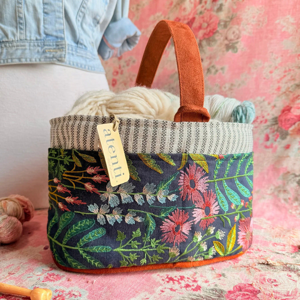 Atenti - Meadow Caddy
