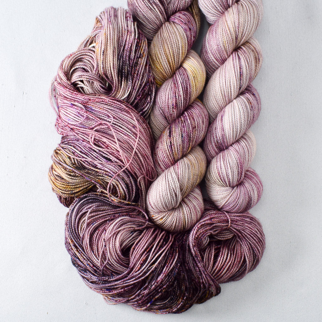 Autumn Toad Lily - SAFF 2020 - Yummy 2-Ply - Babette