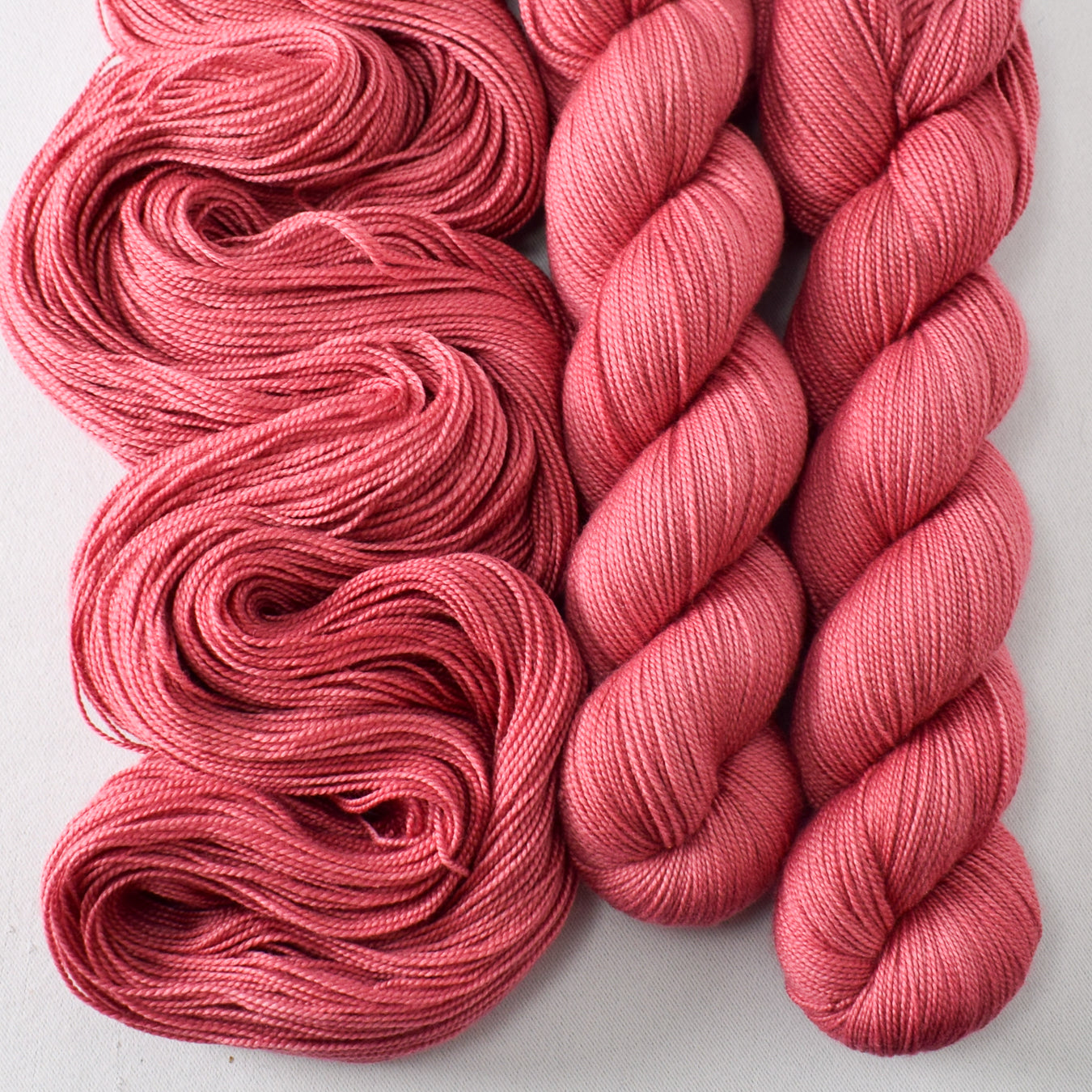 Bearberry - Miss Babs Avon yarn