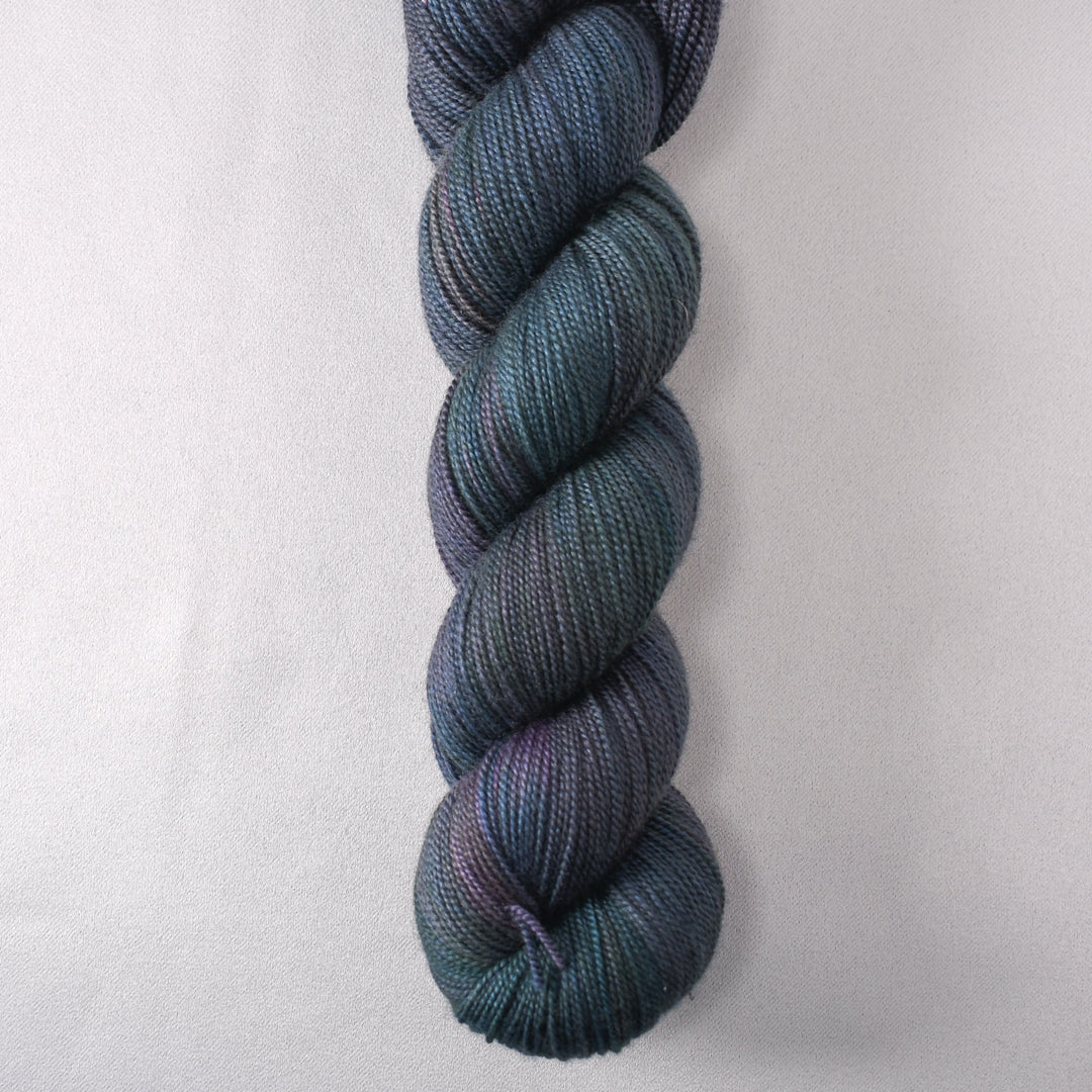 Benji - Miss Babs Avon yarn