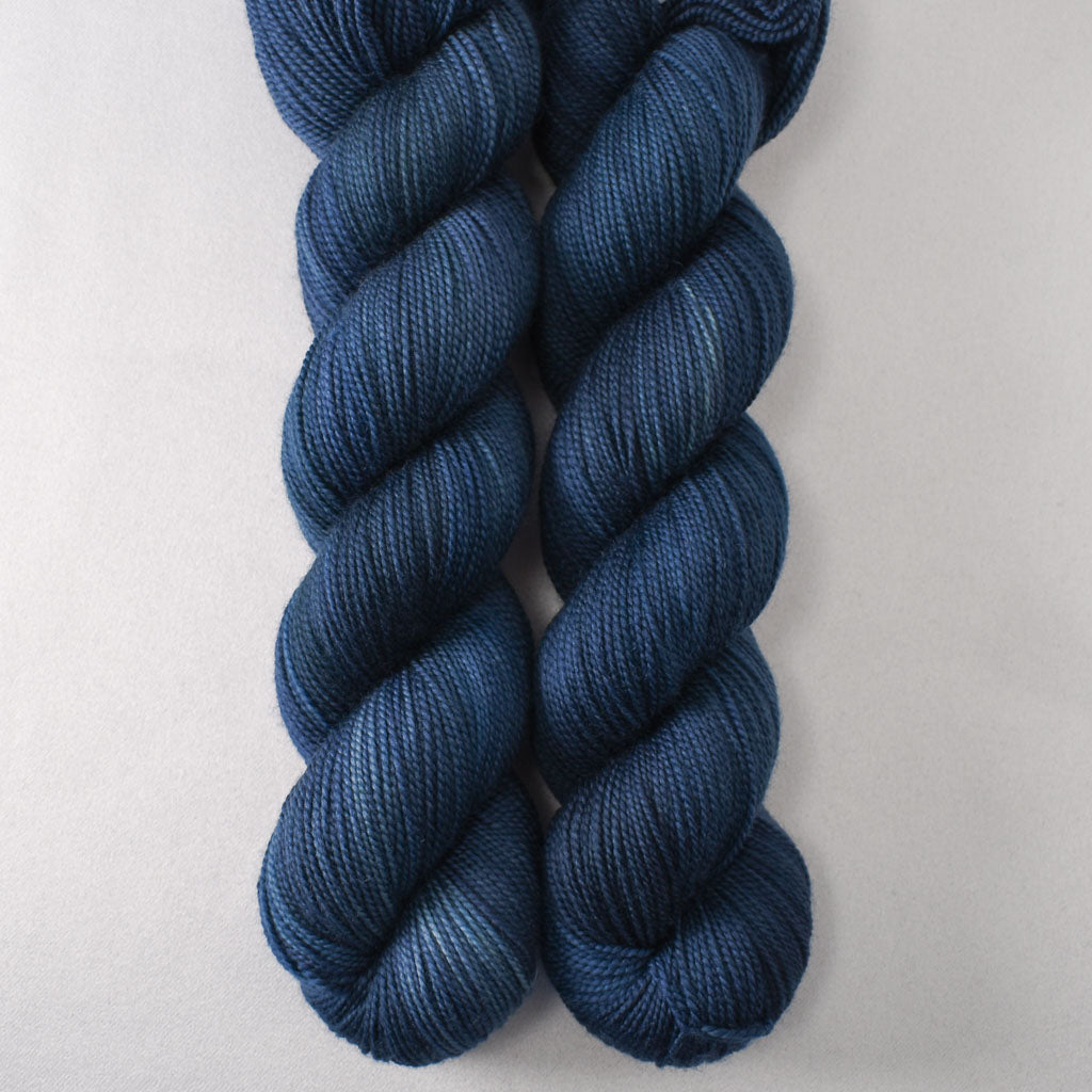 Bering Strait - Miss Babs Yummy 2-Ply yarn