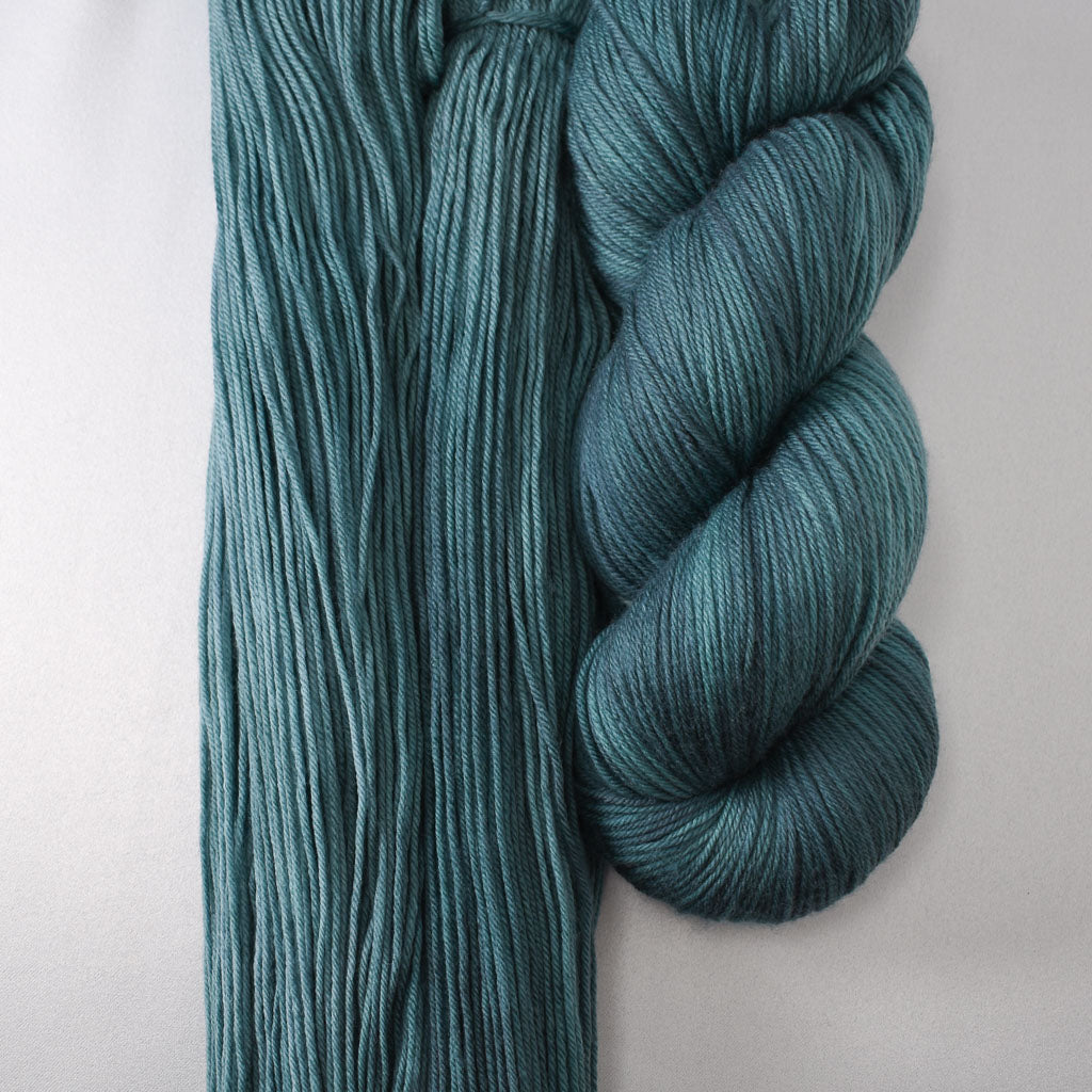 Beryl - Miss Babs Yowza yarn