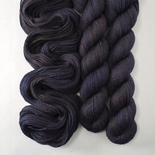 Blackbird - Miss Babs Yet yarn