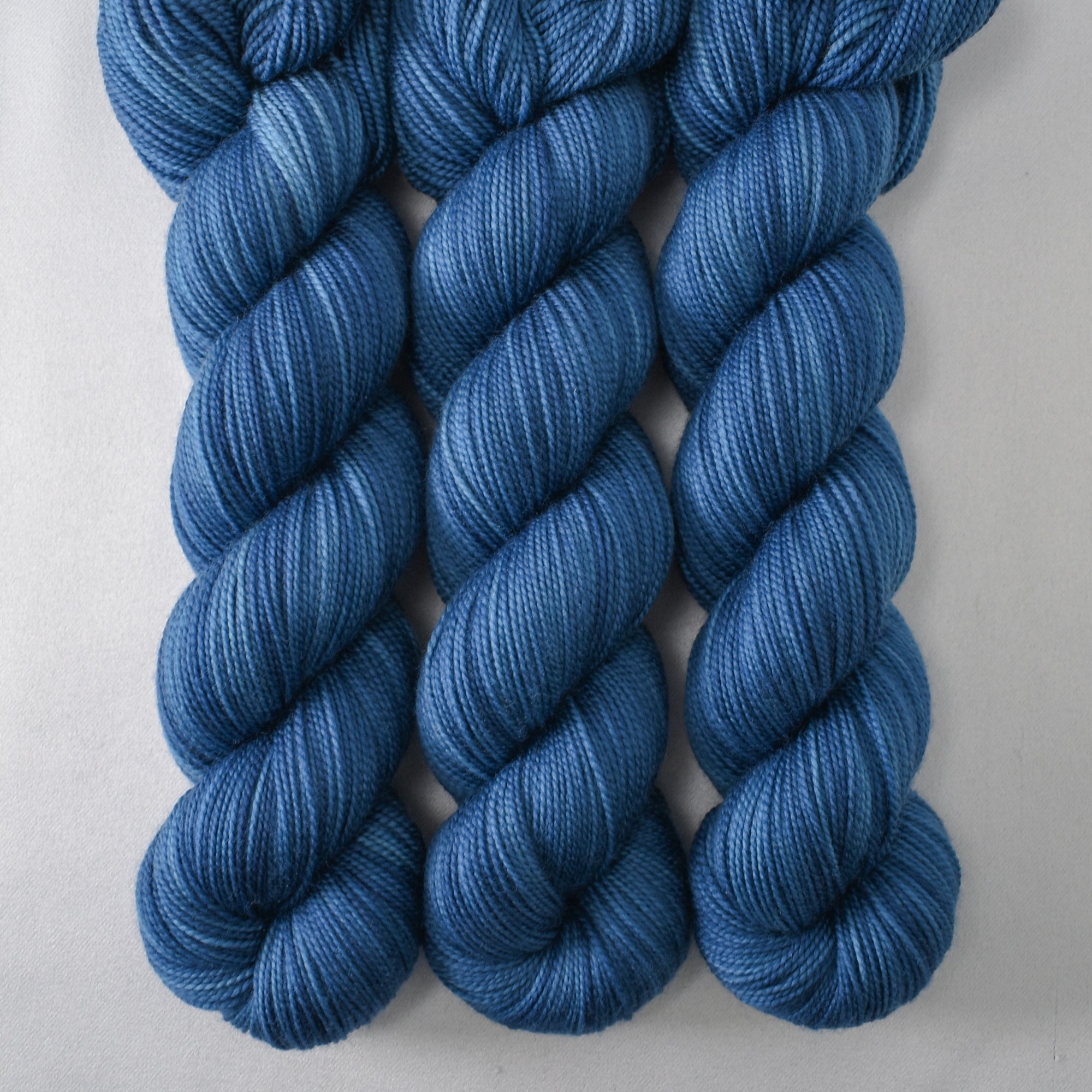 Blue Razz - Yummy 2-Ply - Wild Iris