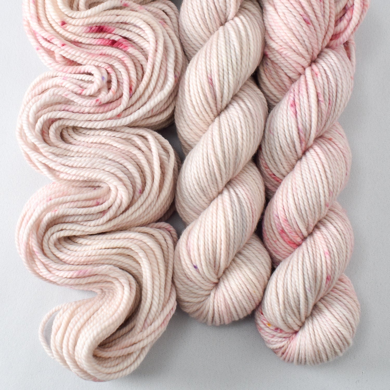 Blusher - Miss Babs K2 chunky merino wool yarn