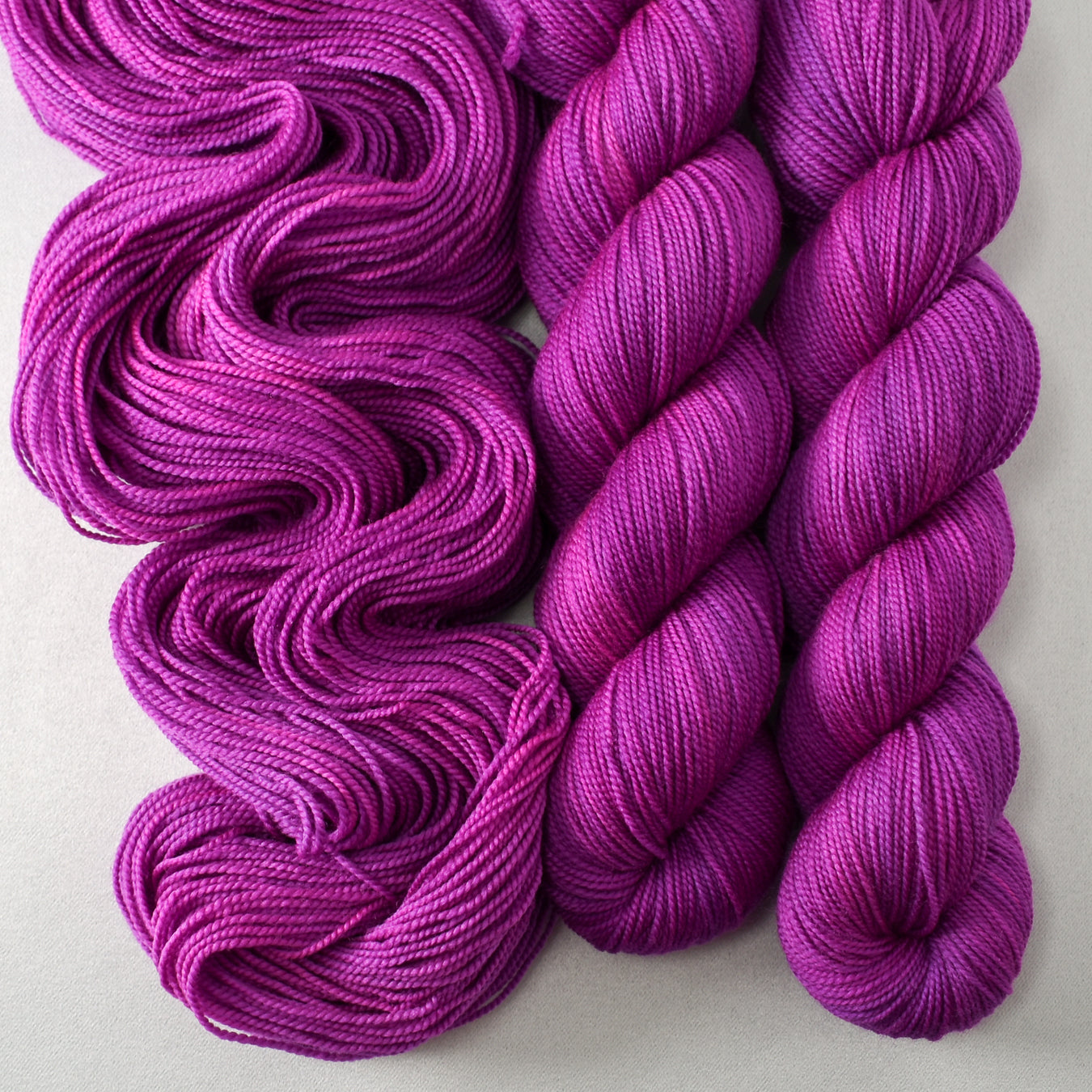 Captain Crash - Miss Babs Yummy 2-Ply yarn